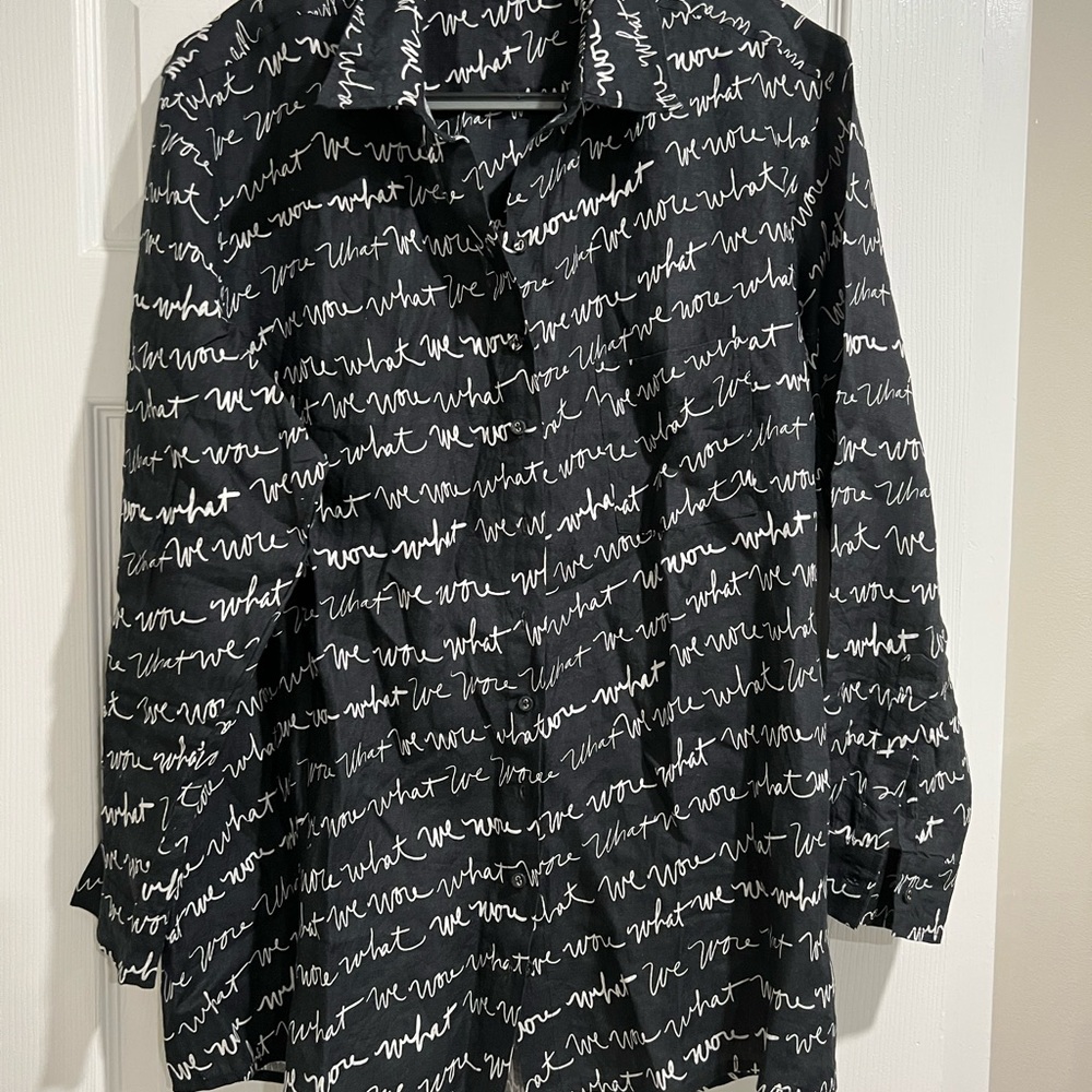 Black Script-Print Button-Front Women's Shirt